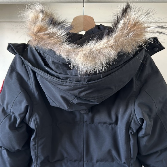 New Canada Goose Shelburne fur trim quilted puffer jacket - Picture 12 of 16